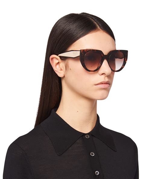 prada trendy sunglasses